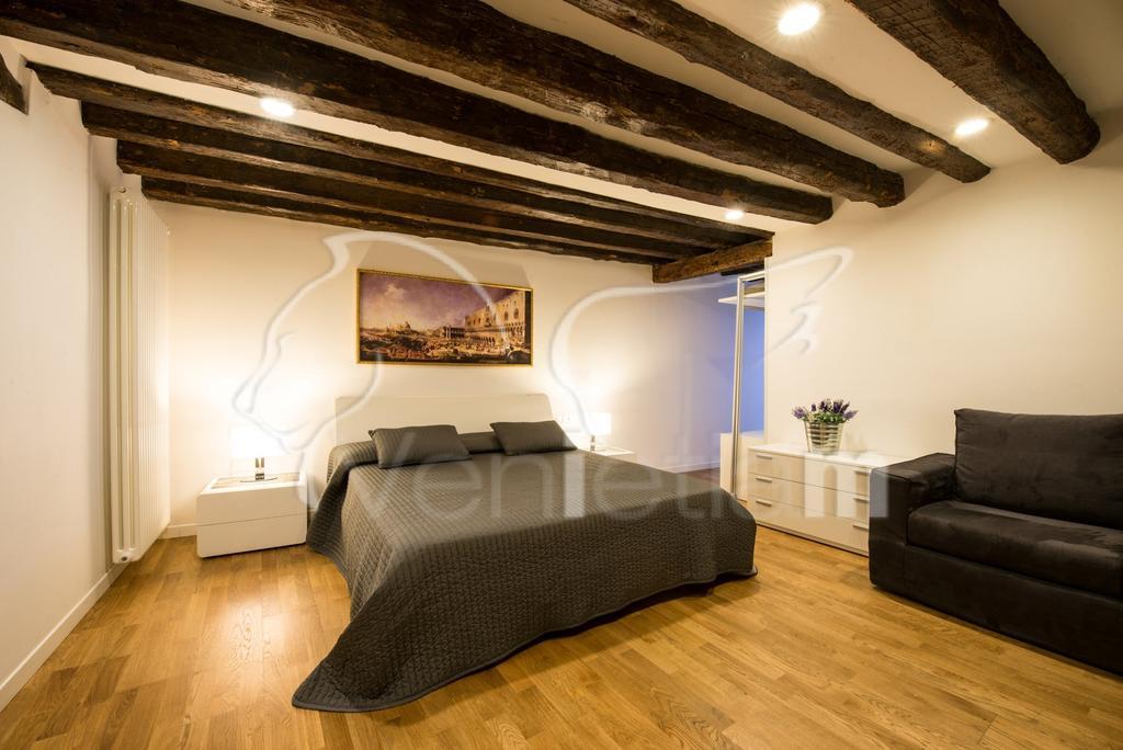 The Lion'S House Apt5 Βενετία Δωμάτιο φωτογραφία